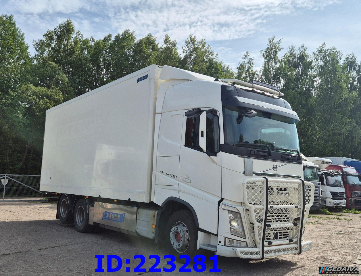 VOLVO FH13 540HP 6x2 (10 tyre) Euro6 - Isotherm vrachtwagen: afbeelding 4 VOLVO FH13 540HP 6x2 (10 tyre) Euro6 - Isotherm vrachtwagen: afbeelding 4
