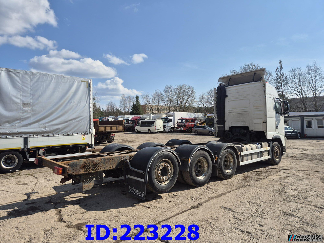 VOLVO FH13 540HP 8X4 Euro5 - Chassis vrachtwagen: afbeelding 5 VOLVO FH13 540HP 8X4 Euro5 - Chassis vrachtwagen: afbeelding 5