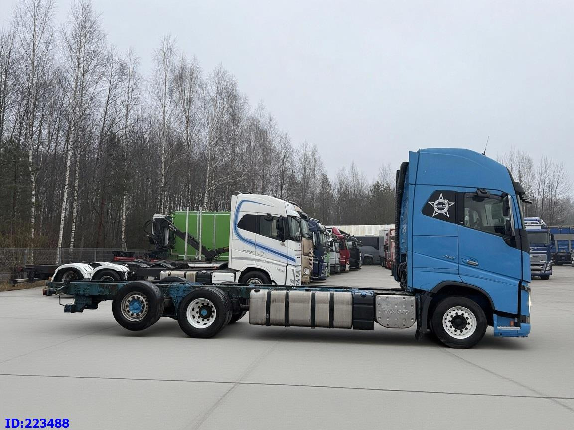 VOLVO FH16 750HP 6x2 - Chassis vrachtwagen: afbeelding 5 VOLVO FH16 750HP 6x2 - Chassis vrachtwagen: afbeelding 5