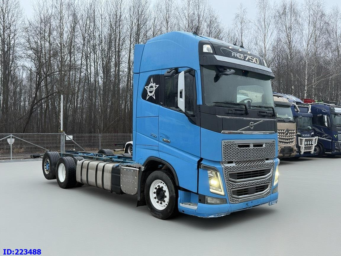 VOLVO FH16 750HP 6x2 - Chassis vrachtwagen: afbeelding 4 VOLVO FH16 750HP 6x2 - Chassis vrachtwagen: afbeelding 4