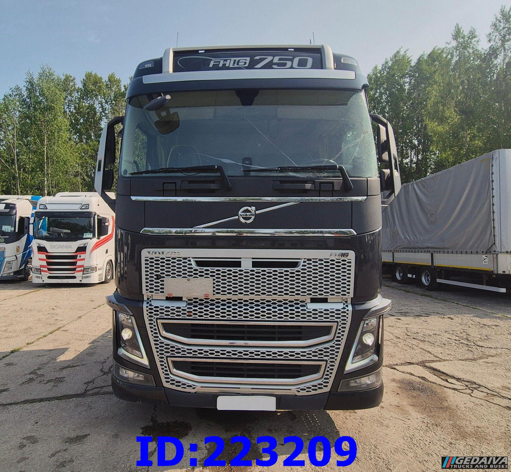 VOLVO FH16 750HP 8x4 Steering axle - Chassis vrachtwagen: afbeelding 2 VOLVO FH16 750HP 8x4 Steering axle - Chassis vrachtwagen: afbeelding 2