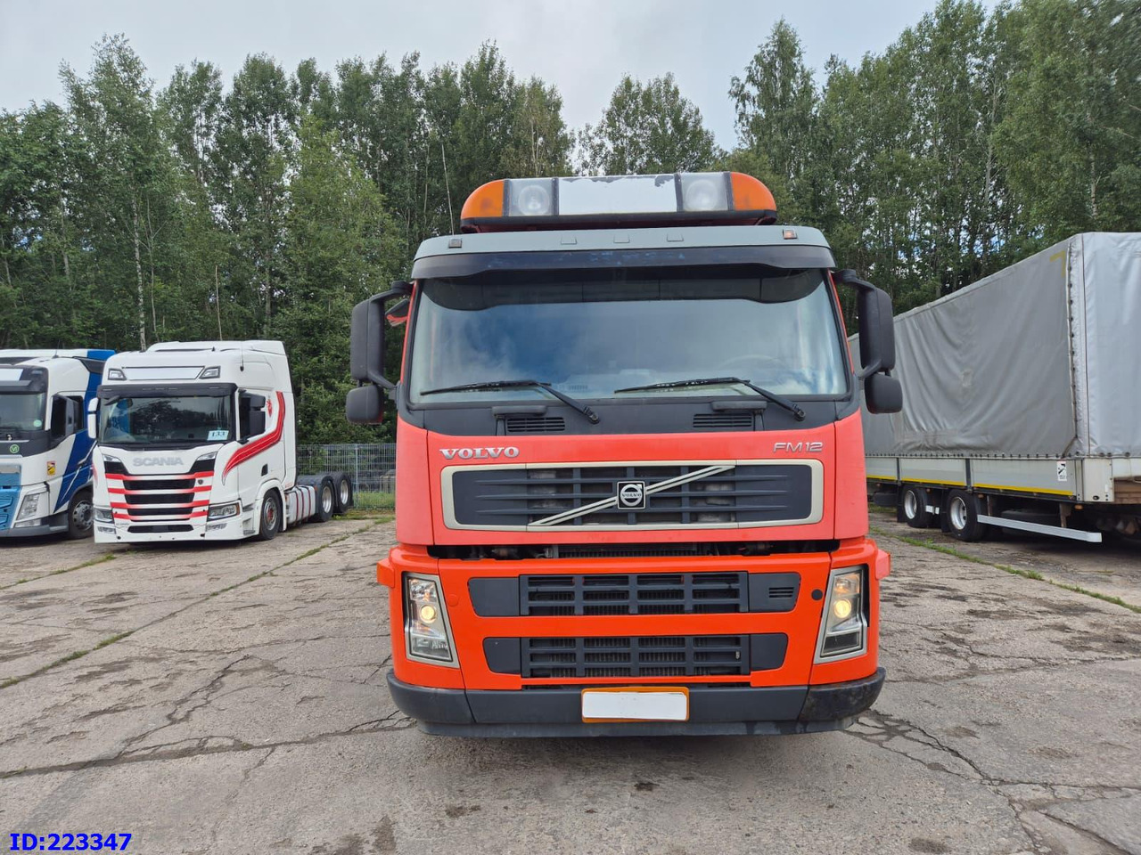 VOLVO FM12 420HP 8X4 Manual - Kipper vrachtwagen: afbeelding 2 VOLVO FM12 420HP 8X4 Manual - Kipper vrachtwagen: afbeelding 2
