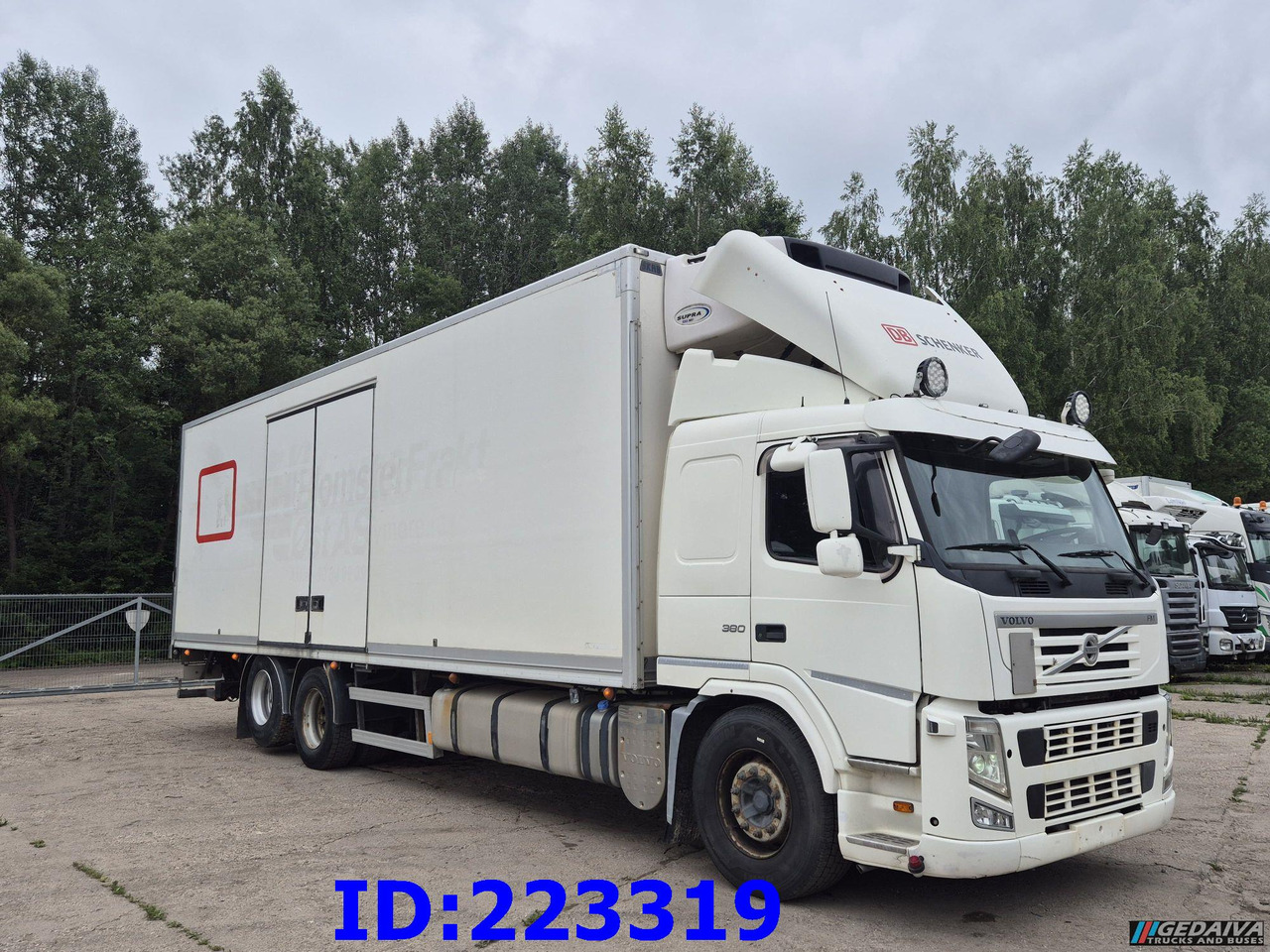 VOLVO FM13 380HP 6x2 Euro5 - Open side box - Koelwagen vrachtwagen: afbeelding 3 VOLVO FM13 380HP 6x2 Euro5 - Open side box - Koelwagen vrachtwagen: afbeelding 3