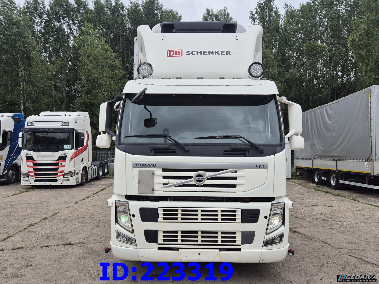 VOLVO FM13 380HP 6x2 Euro5 - Open side box - Koelwagen vrachtwagen: afbeelding 2 VOLVO FM13 380HP 6x2 Euro5 - Open side box - Koelwagen vrachtwagen: afbeelding 2