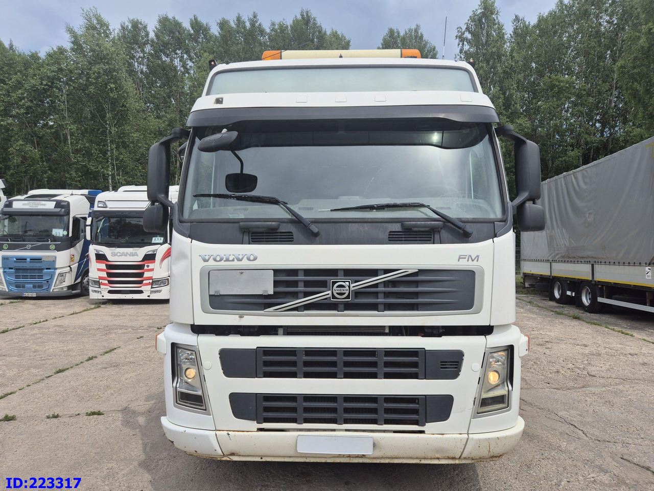 VOLVO FM13 480HP 8x4 (Big axle) - Kipper vrachtwagen: afbeelding 2 VOLVO FM13 480HP 8x4 (Big axle) - Kipper vrachtwagen: afbeelding 2
