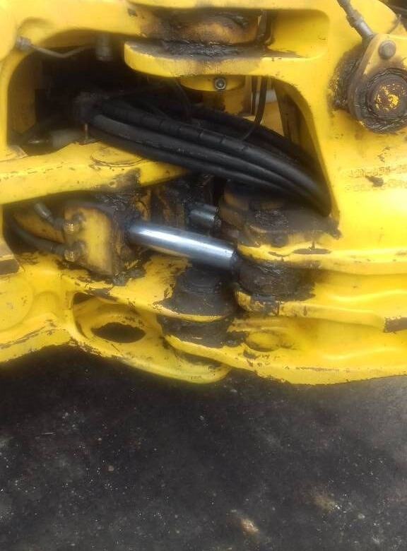 Komatsu WB 97 S - Graaflaadmachine: afbeelding 4 Komatsu WB 97 S - Graaflaadmachine: afbeelding 4