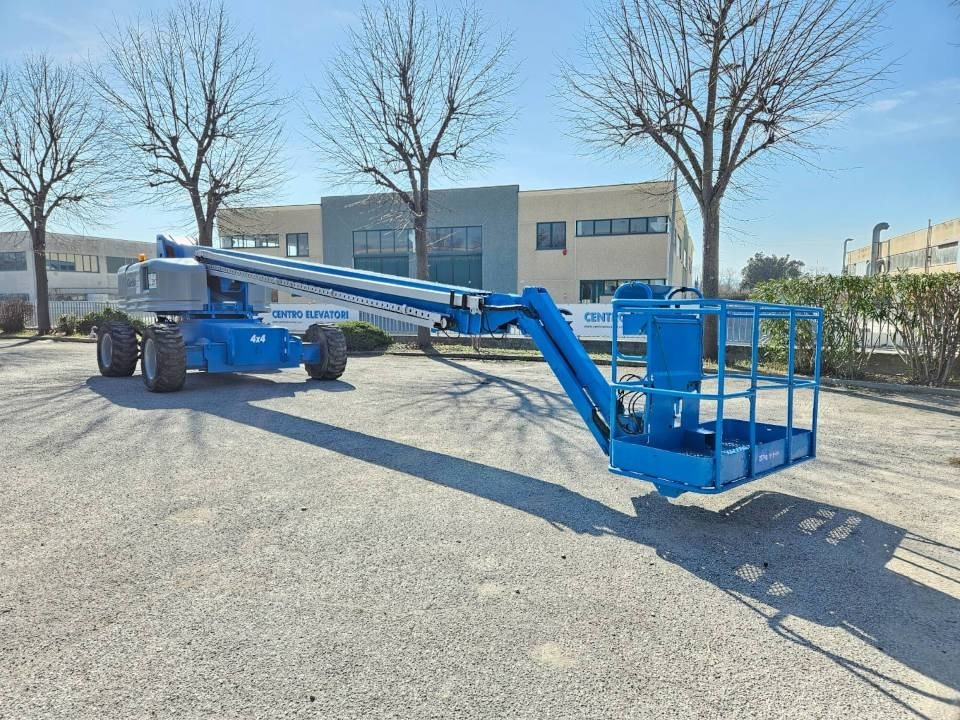 Genie S 85 4WD - Telescoophoogwerker: afbeelding 1 Genie S 85 4WD - Telescoophoogwerker: afbeelding 1