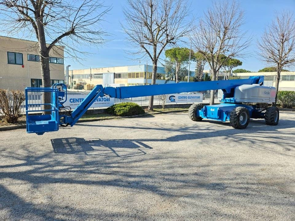 Genie S 85 4WD - Telescoophoogwerker: afbeelding 2 Genie S 85 4WD - Telescoophoogwerker: afbeelding 2