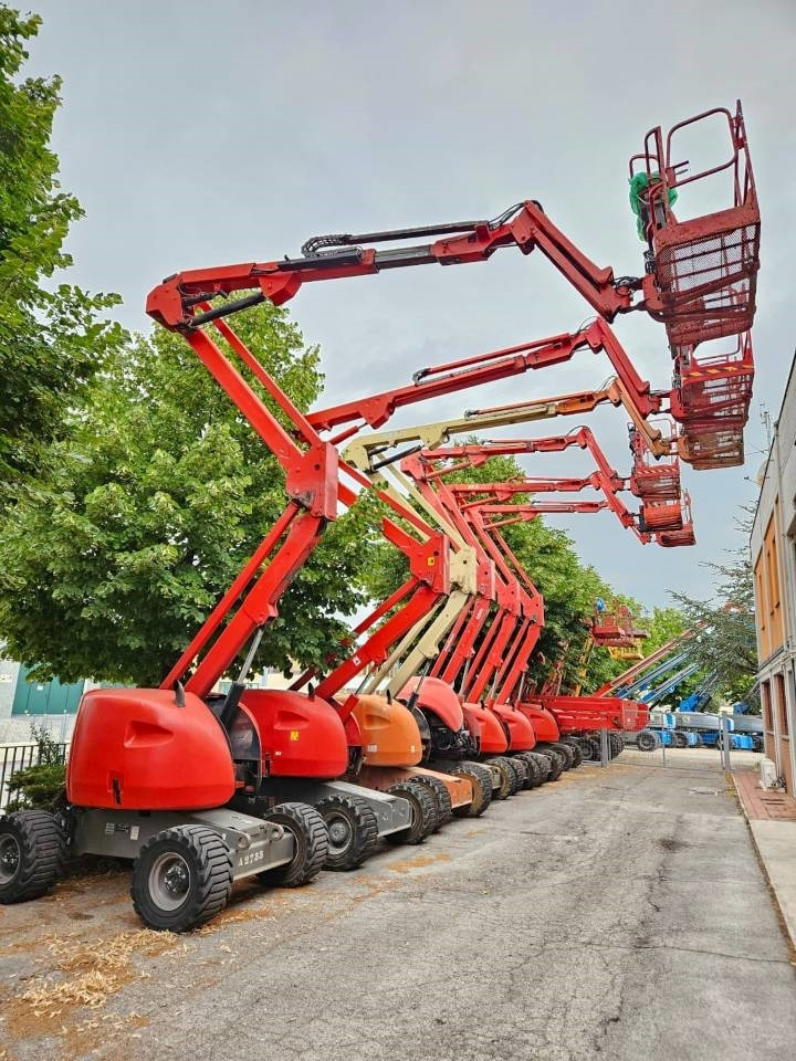 JLG 450 AJ - Knikarmhoogwerker: afbeelding 1 JLG 450 AJ - Knikarmhoogwerker: afbeelding 1