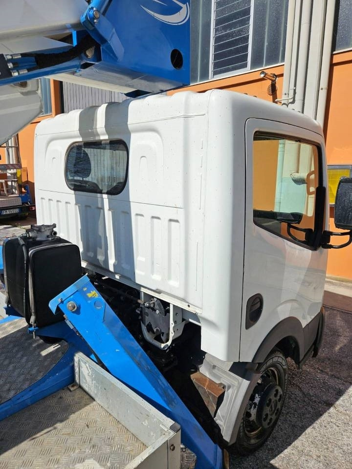 Socage DA 320 - Vrachtwagen hoogwerker: afbeelding 4 Socage DA 320 - Vrachtwagen hoogwerker: afbeelding 4