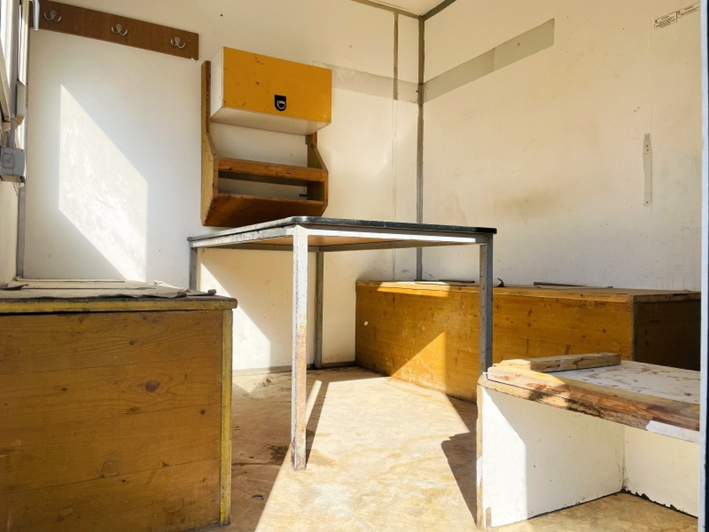 Diverses HOFFMANN FZS4 BAUWAGEN (4072) - Wooncontainer, Aanhangwagen: afbeelding 5 Diverses HOFFMANN FZS4 BAUWAGEN (4072) - Wooncontainer, Aanhangwagen: afbeelding 5