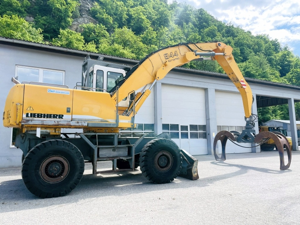 Liebherr A944B HD (3995) - Overslagkraan: afbeelding 2 Liebherr A944B HD (3995) - Overslagkraan: afbeelding 2