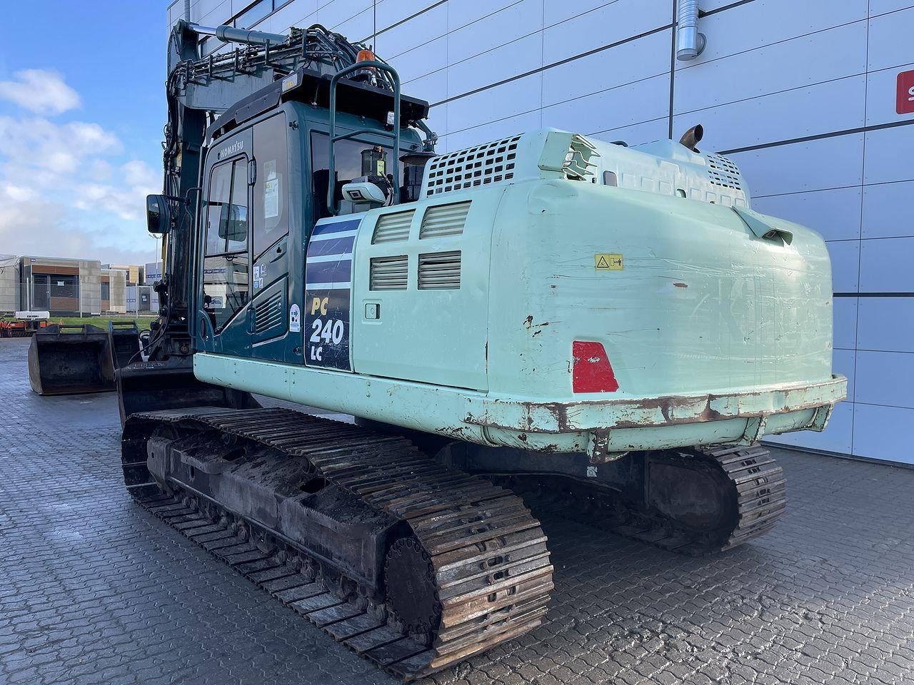Komatsu PC240LCD-11 - Rupsgraafmachine: afbeelding 2 Komatsu PC240LCD-11 - Rupsgraafmachine: afbeelding 2