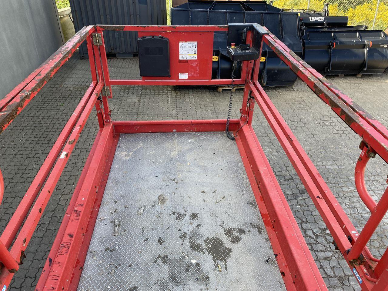 Manitou 120SC - Schaarlift: afbeelding 3 Manitou 120SC - Schaarlift: afbeelding 3