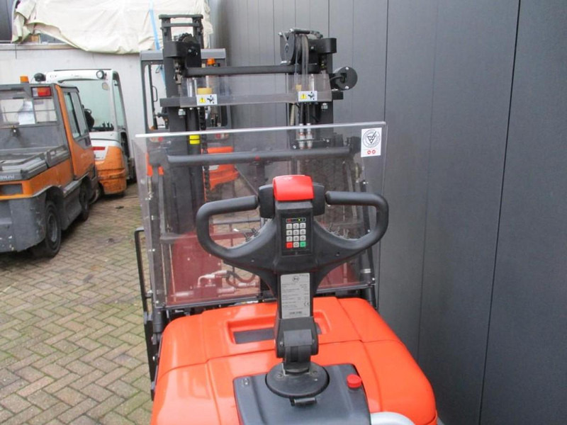 BT SPE 120 XR - Reach stacker: afbeelding 4 BT SPE 120 XR - Reach stacker: afbeelding 4