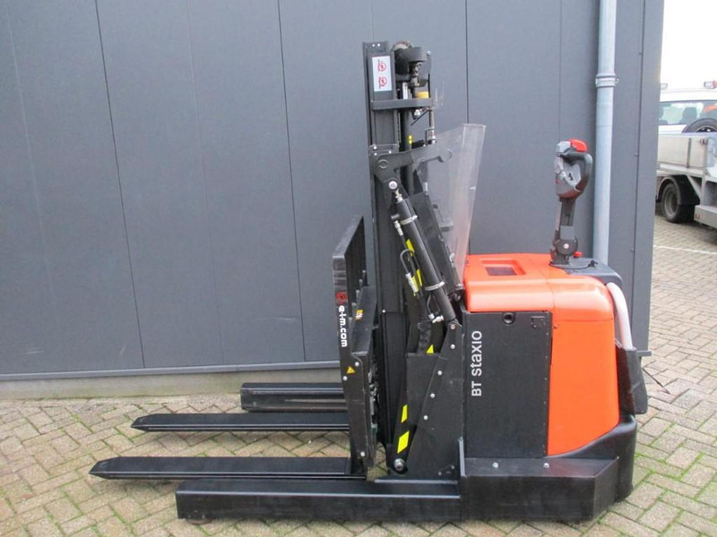 BT SPE 120 XR - Reach stacker: afbeelding 1 BT SPE 120 XR - Reach stacker: afbeelding 1