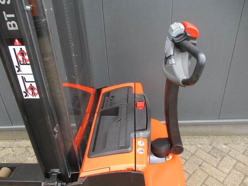 Toyota SWE 120 - Stapelaar: afbeelding 5 Toyota SWE 120 - Stapelaar: afbeelding 5