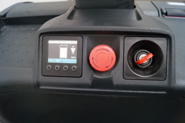 Jungheinrich ECE220HP - Orderverzameltruck: afbeelding 5 Jungheinrich ECE220HP - Orderverzameltruck: afbeelding 5