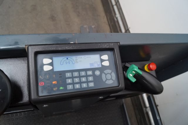 Jungheinrich EKS312 - Orderverzameltruck: afbeelding 4 Jungheinrich EKS312 - Orderverzameltruck: afbeelding 4