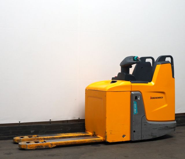 Jungheinrich ERE225 - Palletwagen: afbeelding 1 Jungheinrich ERE225 - Palletwagen: afbeelding 1