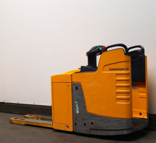 Jungheinrich ERE225 - Palletwagen: afbeelding 2 Jungheinrich ERE225 - Palletwagen: afbeelding 2