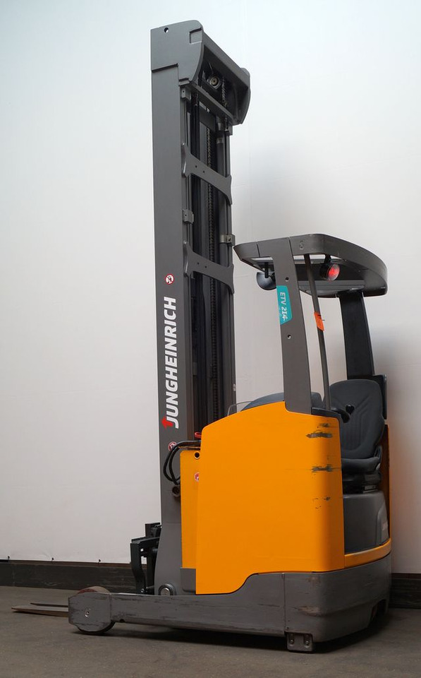 Jungheinrich ETV214 - Reach truck: afbeelding 1 Jungheinrich ETV214 - Reach truck: afbeelding 1