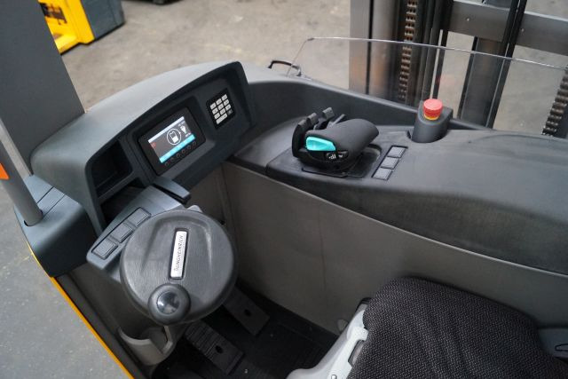Jungheinrich ETV214 - Reach truck: afbeelding 3 Jungheinrich ETV214 - Reach truck: afbeelding 3