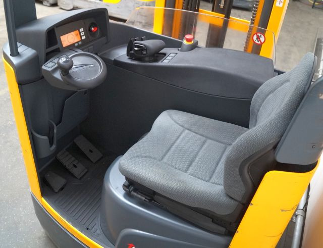 Jungheinrich ETV214 - Reach truck: afbeelding 3 Jungheinrich ETV214 - Reach truck: afbeelding 3