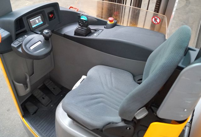 Jungheinrich ETV216 - Reach truck: afbeelding 3 Jungheinrich ETV216 - Reach truck: afbeelding 3