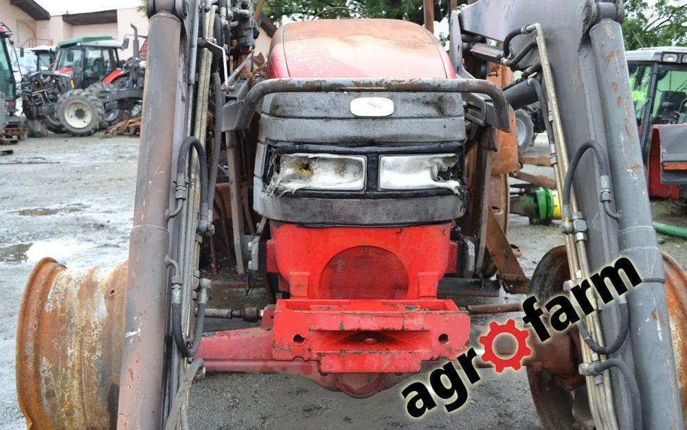 McCormick MC 115 110 skrzynia most silnik piasta zwolnica obudowa - Versnellingsbak voor Landbouwmachine: afbeelding 2 McCormick MC 115 110 skrzynia most silnik piasta zwolnica obudowa - Versnellingsbak voor Landbouwmachine: afbeelding 2