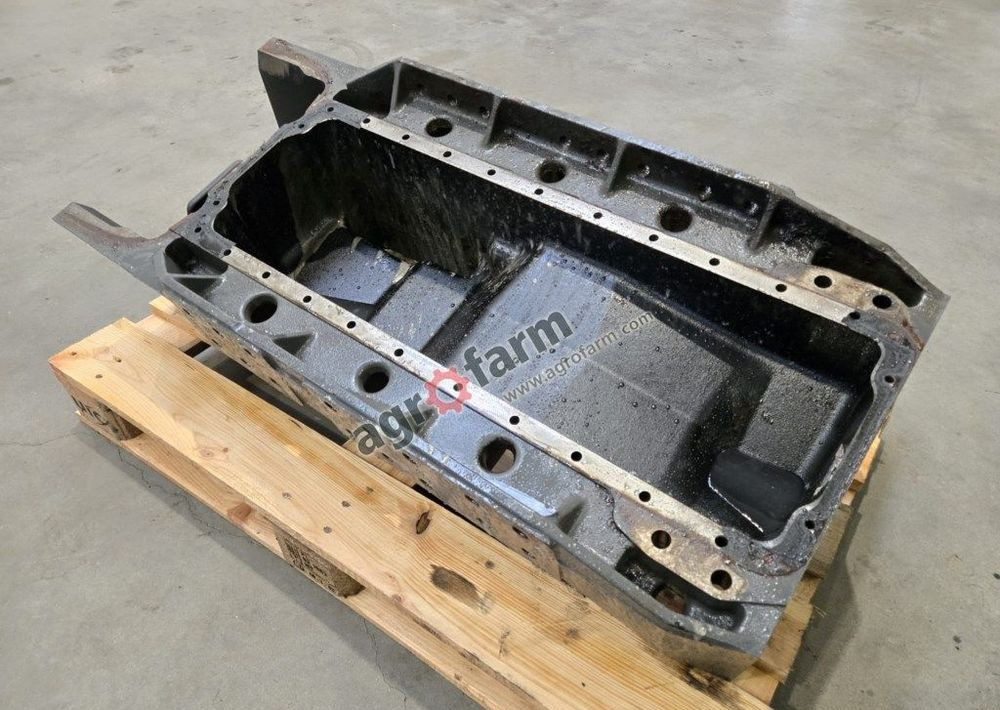 Miska oleju Valtra T173, T172, T193, T192, T182 - Motor voor Vrachtwagen: afbeelding 1 Miska oleju Valtra T173, T172, T193, T192, T182 - Motor voor Vrachtwagen: afbeelding 1