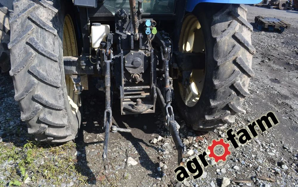 New Holland T5050 skrzynia silnik most obudowa piasta blok zawór - Versnellingsbak voor Landbouwmachine: afbeelding 2 New Holland T5050 skrzynia silnik most obudowa piasta blok zawór - Versnellingsbak voor Landbouwmachine: afbeelding 2