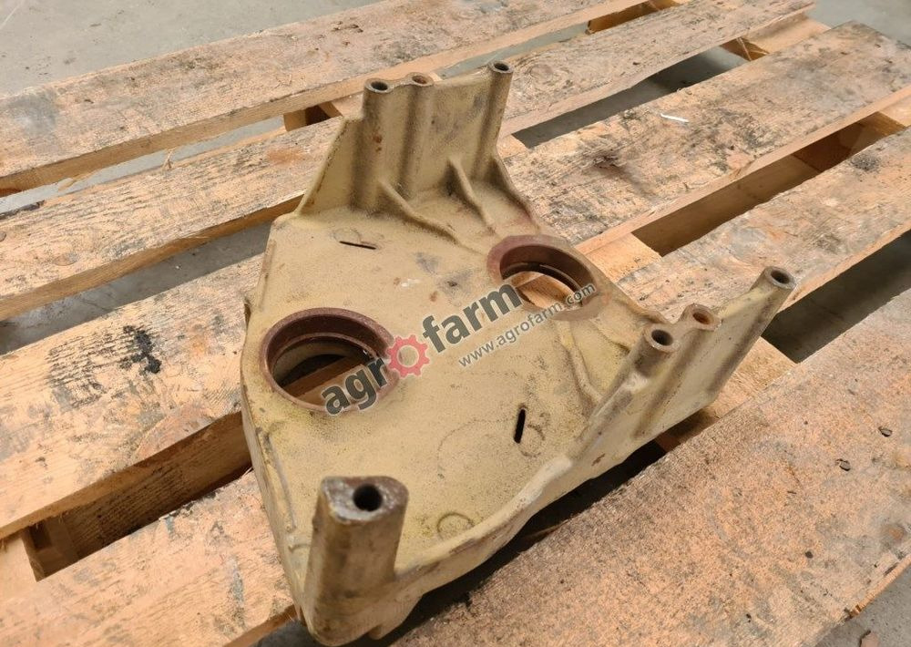 OBUDOWA PTO L76301 JOHN DEERE 6200 6400 6500 - Versnellingsbak: afbeelding 1 OBUDOWA PTO L76301 JOHN DEERE 6200 6400 6500 - Versnellingsbak: afbeelding 1