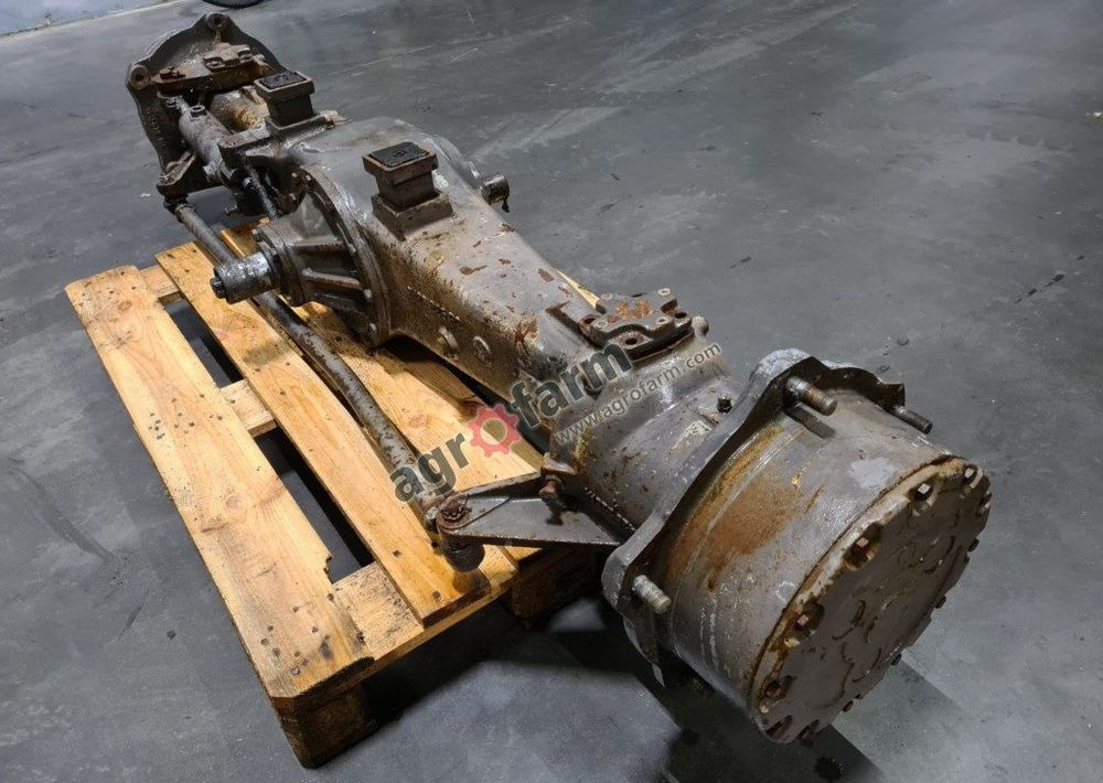 Przedni most Massey Ferguson 2685 - Transmissie: afbeelding 1 Przedni most Massey Ferguson 2685 - Transmissie: afbeelding 1