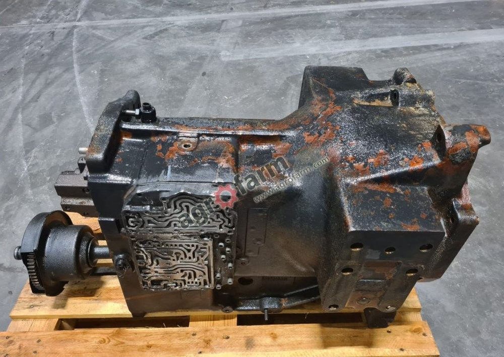 SKRZYNIA BIEGÓW AGROTRON M600 2093419015 - Versnellingsbak: afbeelding 4 SKRZYNIA BIEGÓW AGROTRON M600 2093419015 - Versnellingsbak: afbeelding 4
