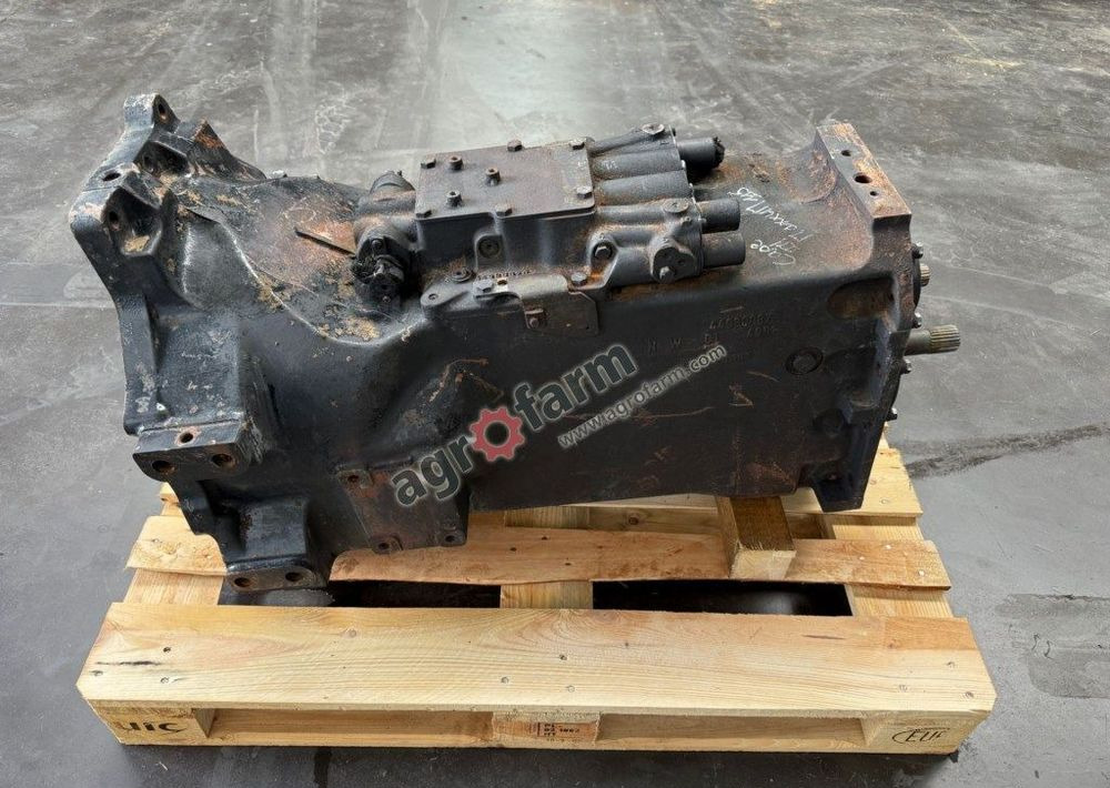 Skrzynia biegów Case Maxxum 115 44980087 - Versnellingsbak: afbeelding 1 Skrzynia biegów Case Maxxum 115 44980087 - Versnellingsbak: afbeelding 1
