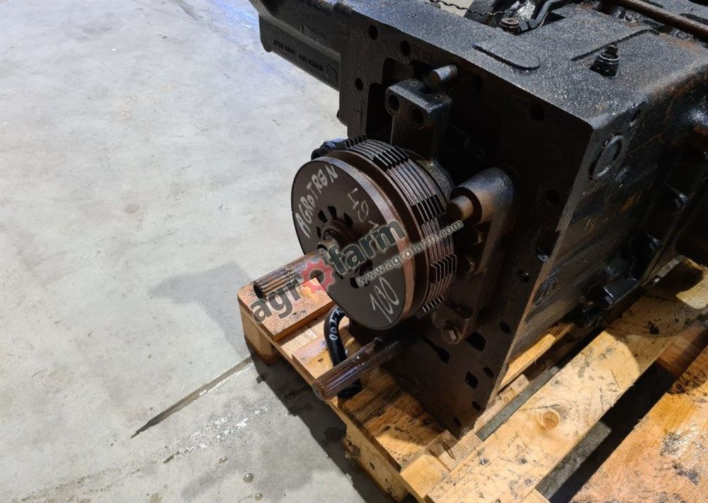 Skrzynia biegów, most tylny Deutz Agrotron 100 - Versnellingsbak: afbeelding 2 Skrzynia biegów, most tylny Deutz Agrotron 100 - Versnellingsbak: afbeelding 2