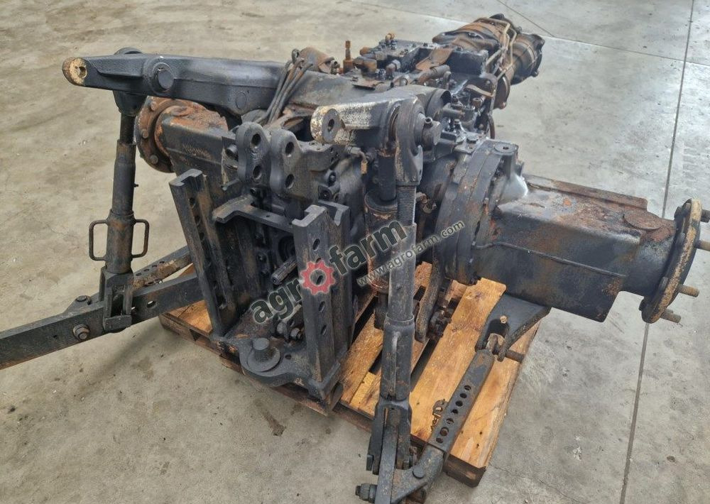 Skrzynia biegów, most tylny Valtra N174 H - Versnellingsbak: afbeelding 4 Skrzynia biegów, most tylny Valtra N174 H - Versnellingsbak: afbeelding 4