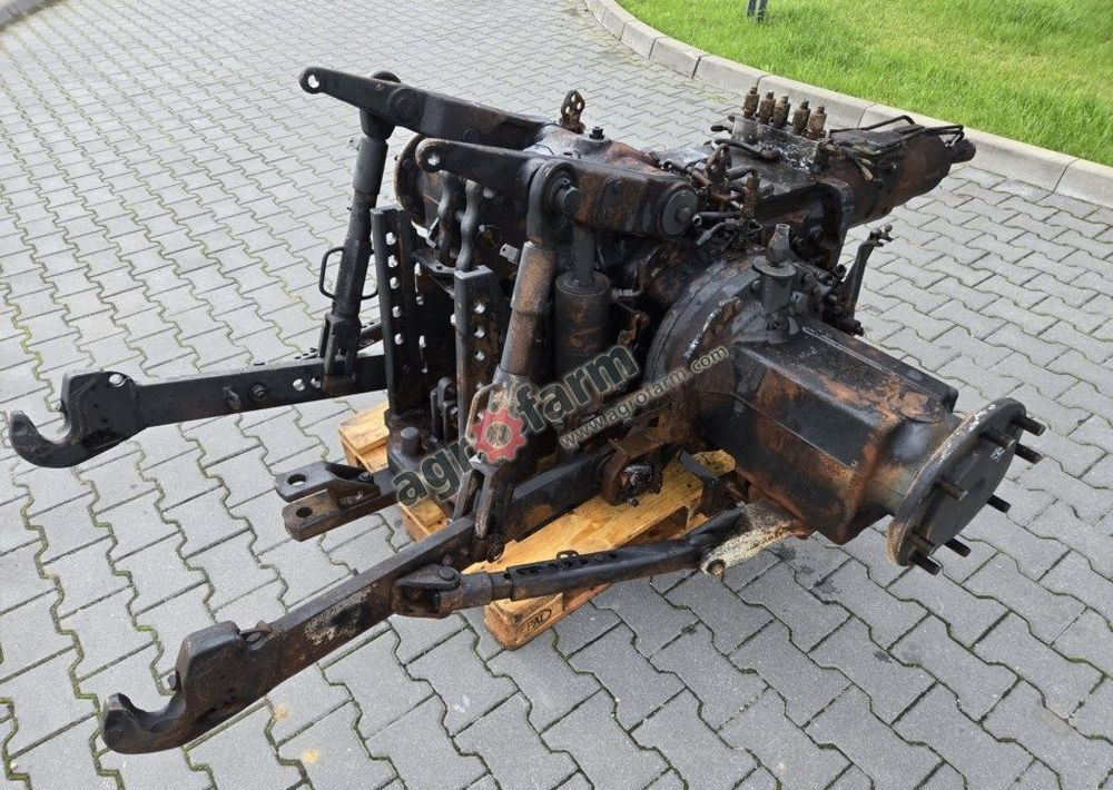 Skrzynia biegów, most tylny Valtra N91 TB07881 - Versnellingsbak: afbeelding 3 Skrzynia biegów, most tylny Valtra N91 TB07881 - Versnellingsbak: afbeelding 3