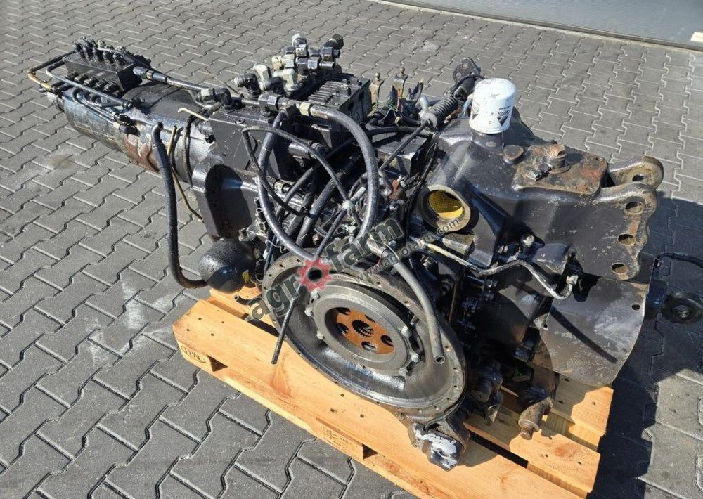 Skrzynia biegów, most tylny Valtra T171, T191 - Versnellingsbak: afbeelding 1 Skrzynia biegów, most tylny Valtra T171, T191 - Versnellingsbak: afbeelding 1