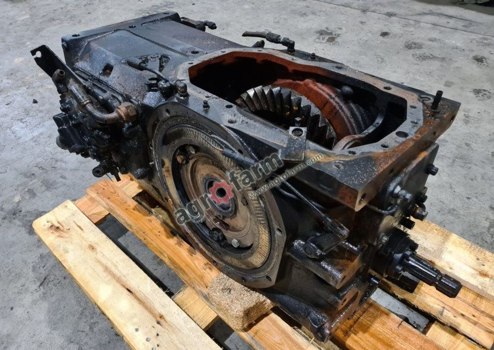 TYLNY MOST MASSEY FERGUSON 6130 851B1 - Achterass: afbeelding 2 TYLNY MOST MASSEY FERGUSON 6130 851B1 - Achterass: afbeelding 2
