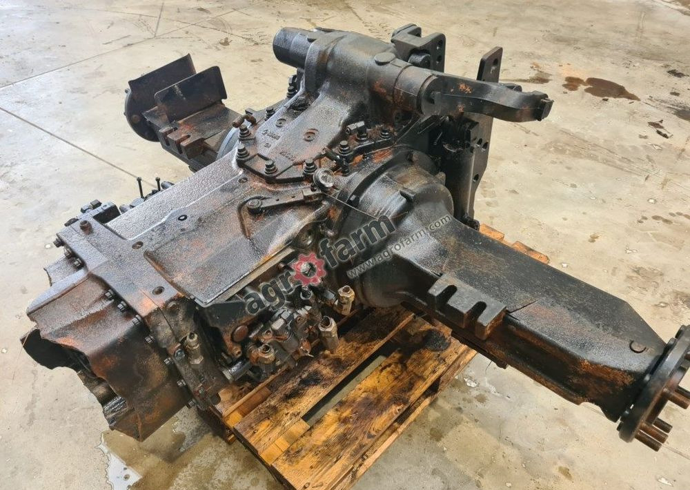 Tylny most Massey Ferguson 5445 851B9 - Versnellingsbak: afbeelding 1 Tylny most Massey Ferguson 5445 851B9 - Versnellingsbak: afbeelding 1