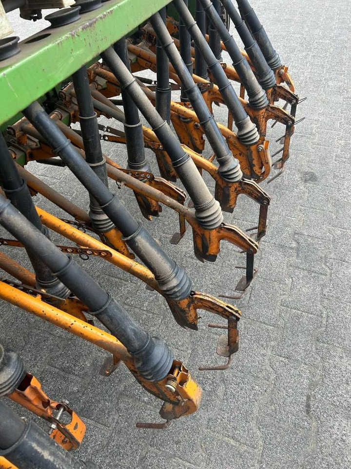 Amazone D7 Type 33 - Zaaimachine: afbeelding 4 Amazone D7 Type 33 - Zaaimachine: afbeelding 4