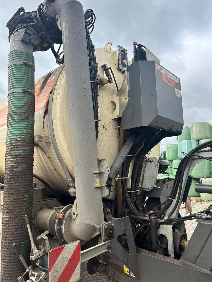 Kaweco Double Twin Shift 16 m3 - Mesttank: afbeelding 3 Kaweco Double Twin Shift 16 m3 - Mesttank: afbeelding 3