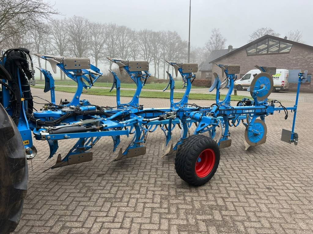 Lemken Juwel 8 V 5 N 100 - Ploeg: afbeelding 1 Lemken Juwel 8 V 5 N 100 - Ploeg: afbeelding 1
