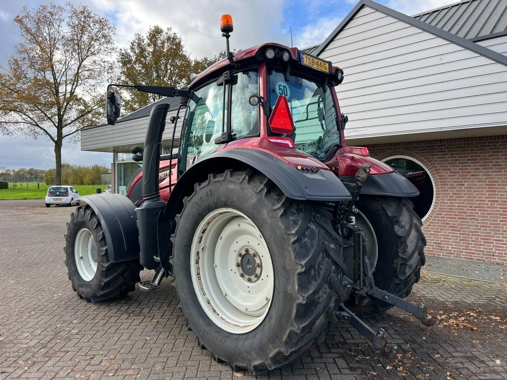 Valtra T 174 Versu - Tractor: afbeelding 3 Valtra T 174 Versu - Tractor: afbeelding 3