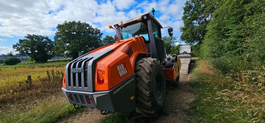 Hamm HC 130i - Schapenpootwals/ Grondverdichter: afbeelding 3 Hamm HC 130i - Schapenpootwals/ Grondverdichter: afbeelding 3