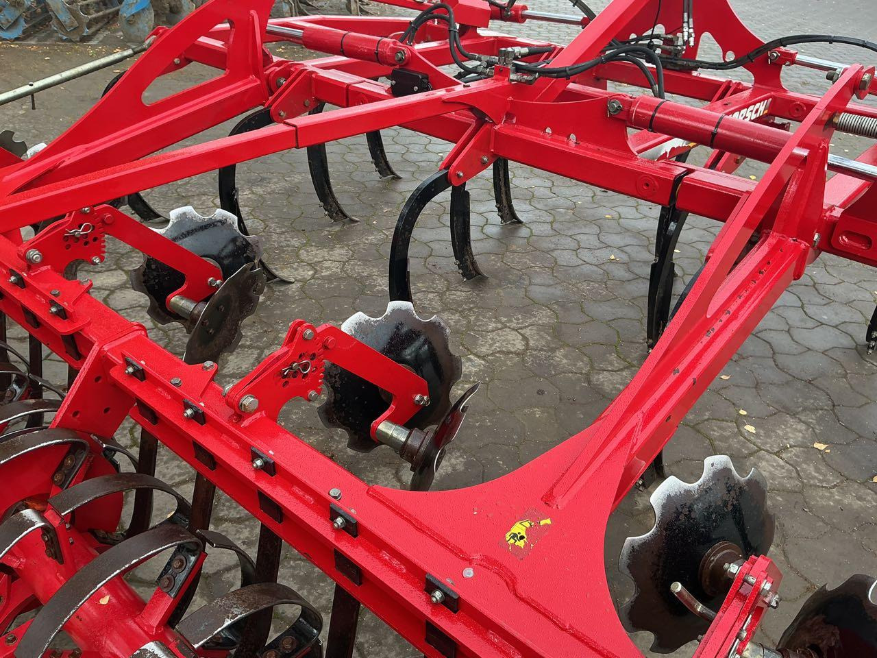 Horsch Terano 4 FX - Cultivator: afbeelding 2 Horsch Terano 4 FX - Cultivator: afbeelding 2