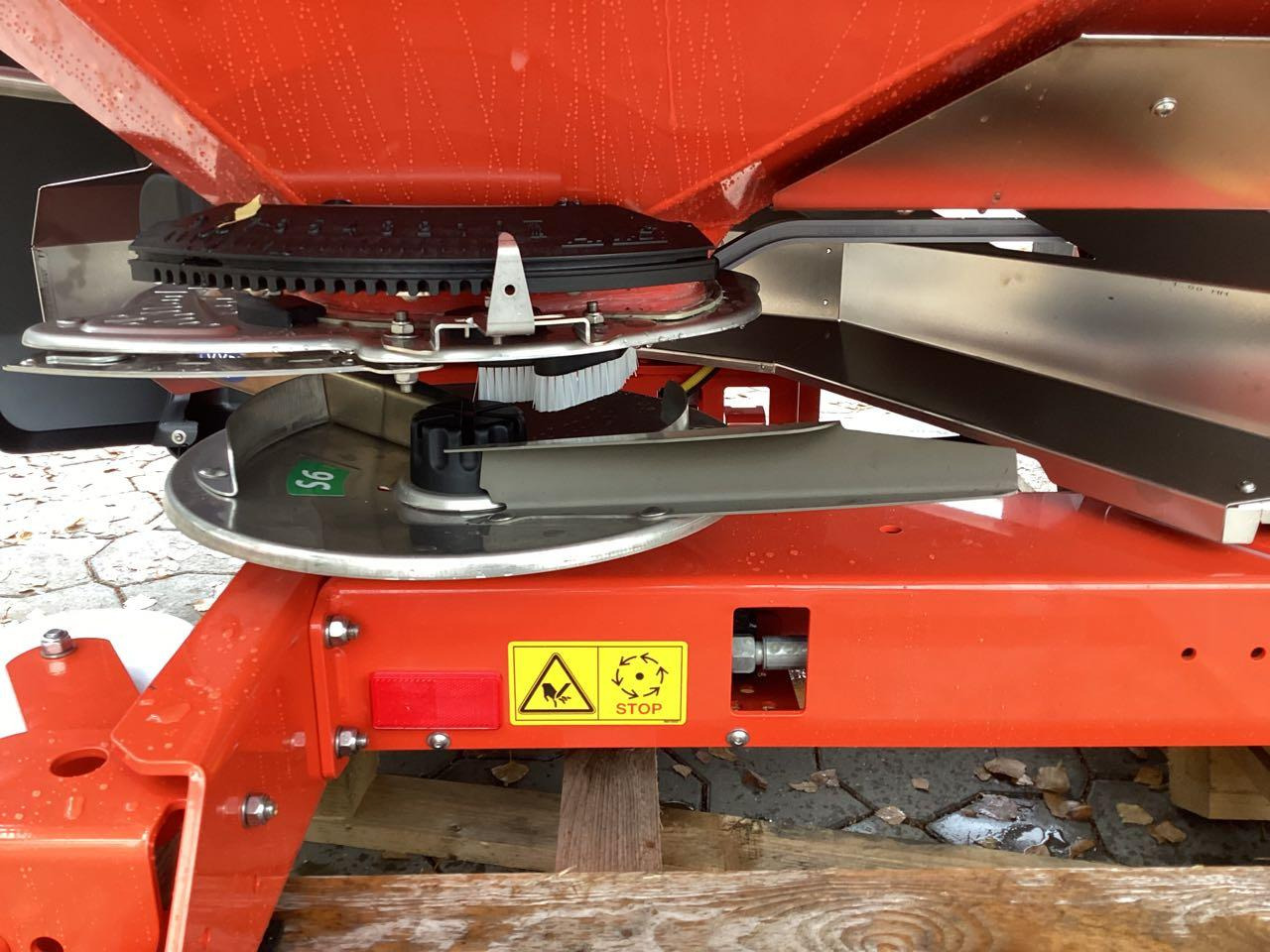 Rauch AXIS-H 50.2 EMC + W - Kunstmeststrooier: afbeelding 5 Rauch AXIS-H 50.2 EMC + W - Kunstmeststrooier: afbeelding 5