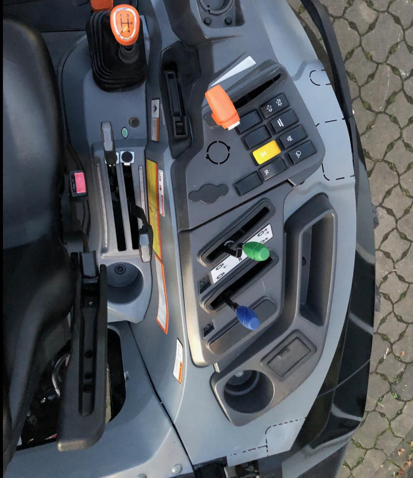 Nieuw Tractor Solis 50 Stage V Panther: afbeelding 8 Nieuw Tractor Solis 50 Stage V Panther: afbeelding 8